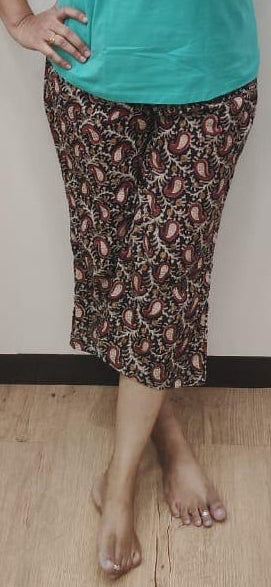 Black Block Printed Cotton Capri
