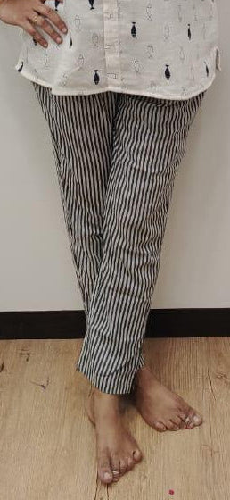 Black Pure Cotton Printed Full Pant