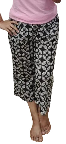 Black Block Printed Cotton Capri