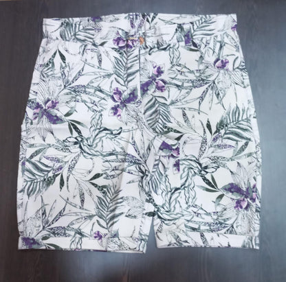 Off White Knee Length Short