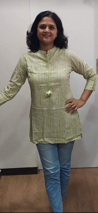 Pista Green Rayon Cotton Short Top