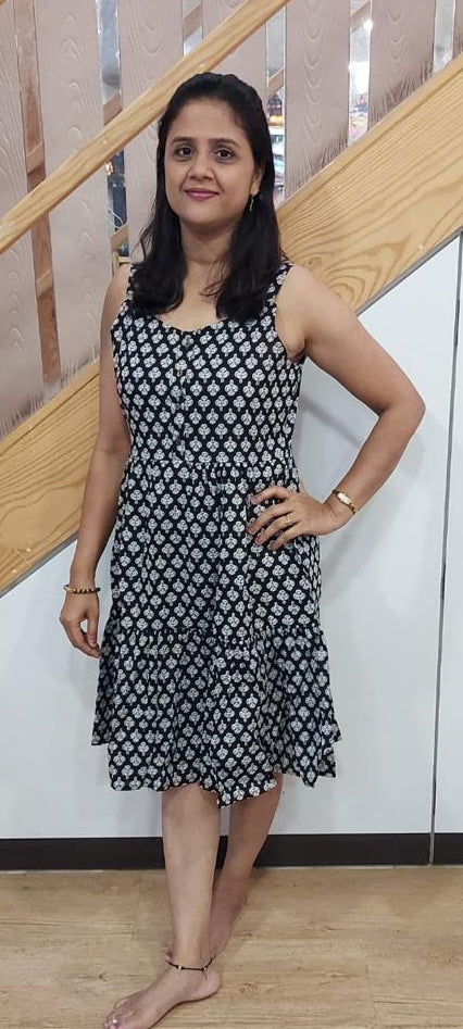 Black Pure Cotton Printed Spaghetti Knee Length One Piece