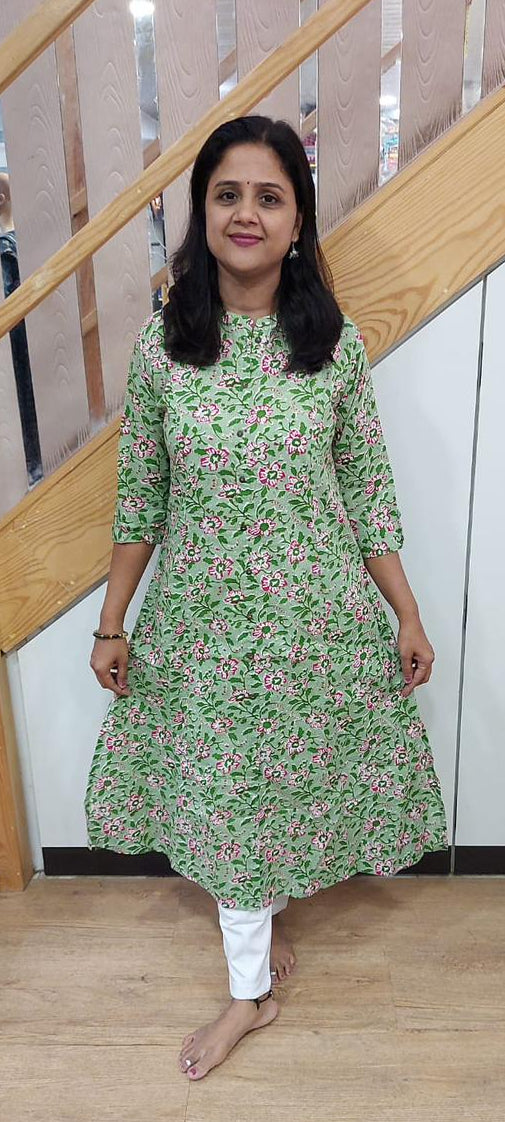 Pista Green Pure Cotton Printed Kurta