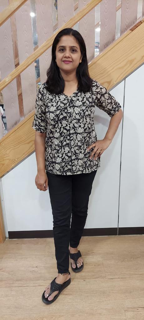 Black Linen Cotton Short Top