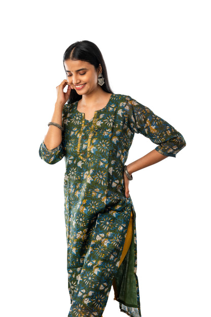 Mehendi Green Chanderi Cotton Vanapsati Ajrakh Kurta