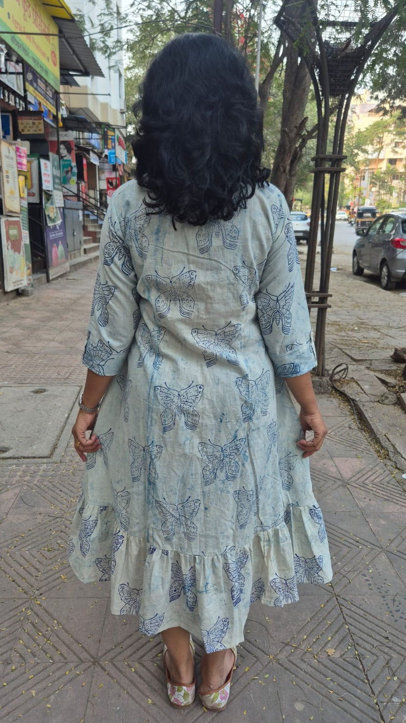 Clay Cracks Dabu Sleeved One Piece