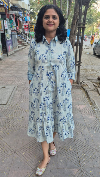 Clay Cracks Dabu Sleeved One Piece