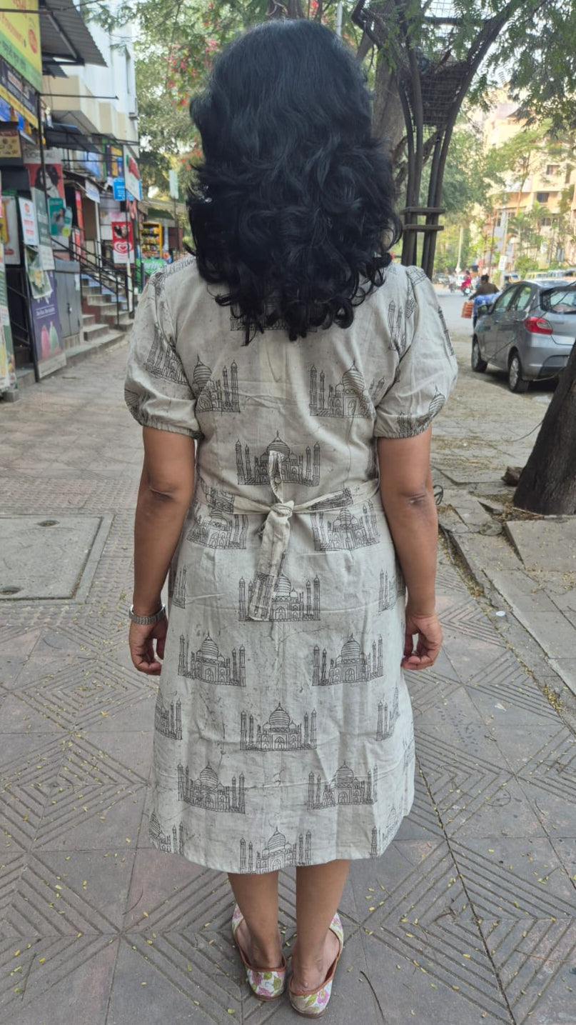 Clay Cracks Dabu Sleeved One Piece