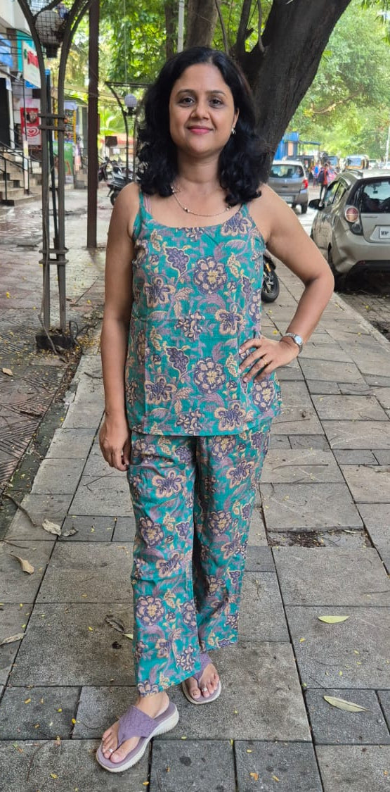 Green Pure Cotton Spaghetti Short Top