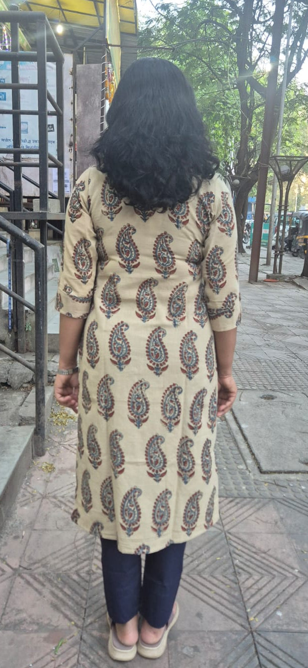 Off White Slub Cotton Hand Block Printed Kurta