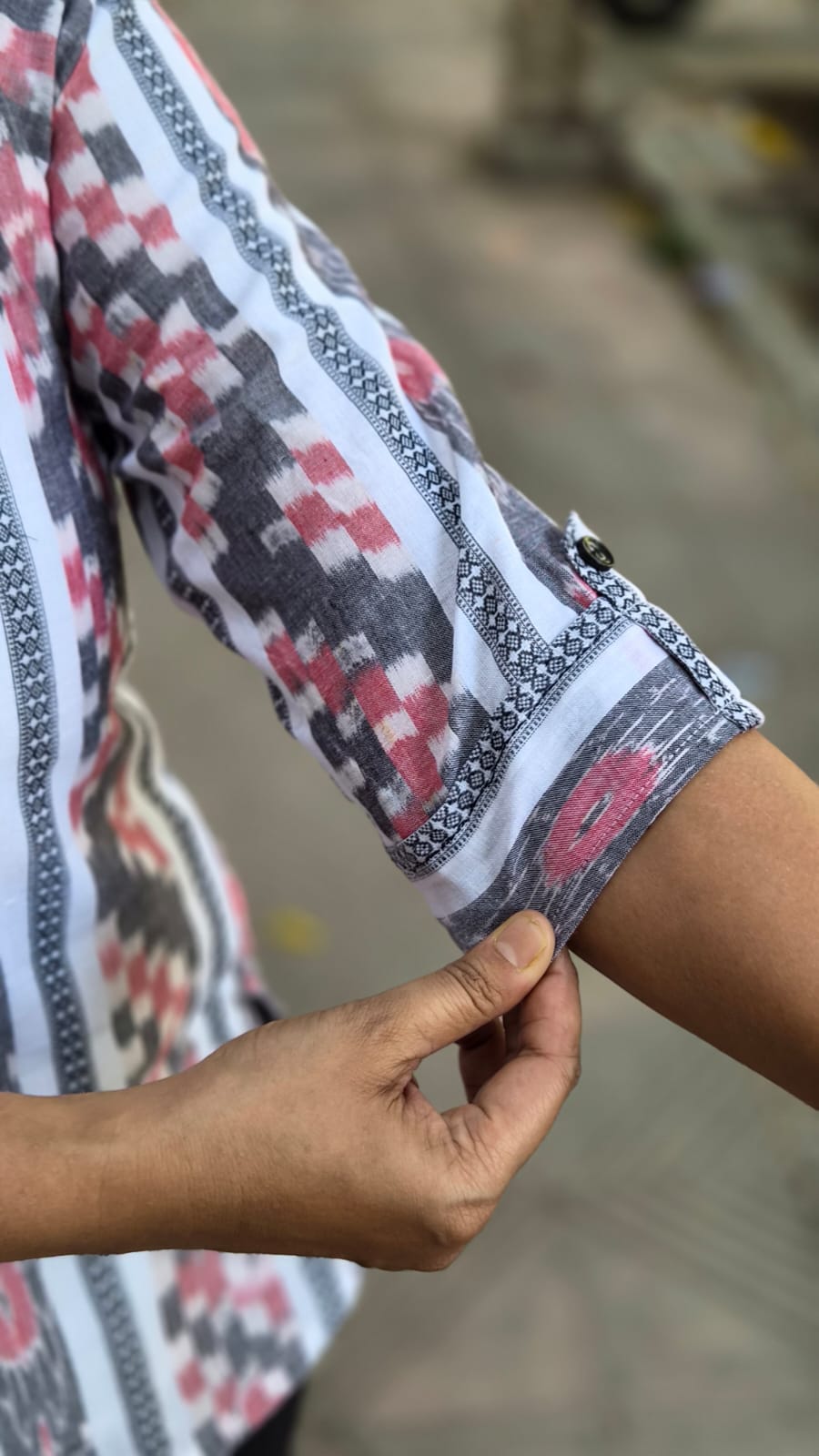 White Sambalpuri Short Top