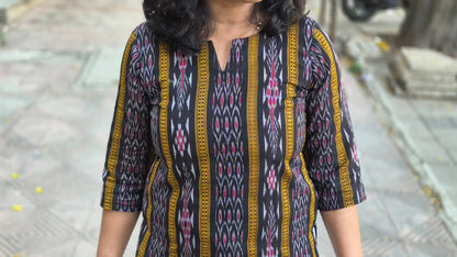 Black Sambalpuri Short Top