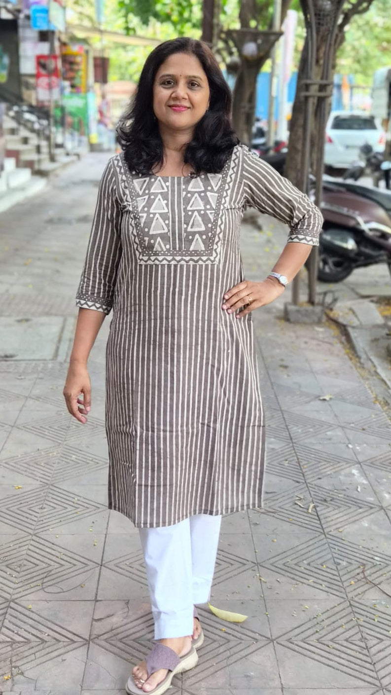 Clay Dabu Block Printed Kurta