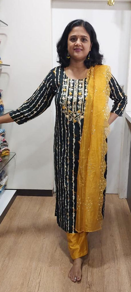 Bottle Green Muslin Full Suit With Dupatta