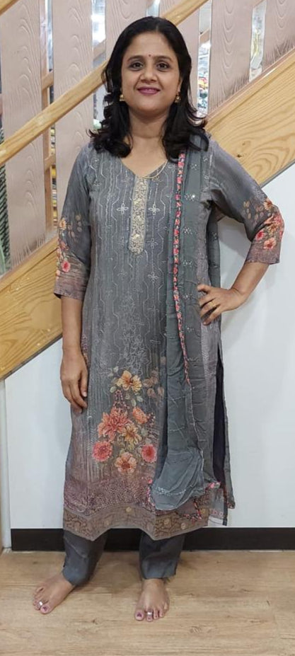 Gray Brown Muslin Full Suit With Dupatta