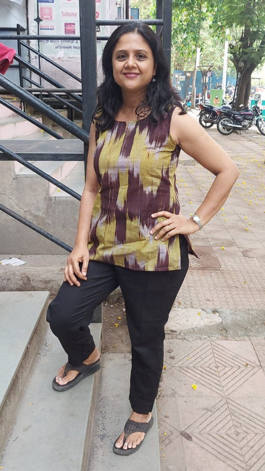 Mehendi Green Mangalgiri Short Top