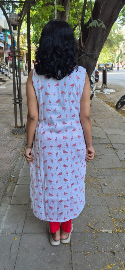White Bamboo Sleevless Kurta