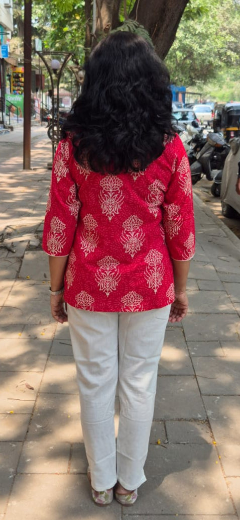 Red Mul Cotton Short Top
