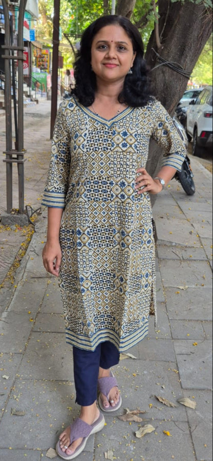 Off White Ajrakh  Cotton Kurta