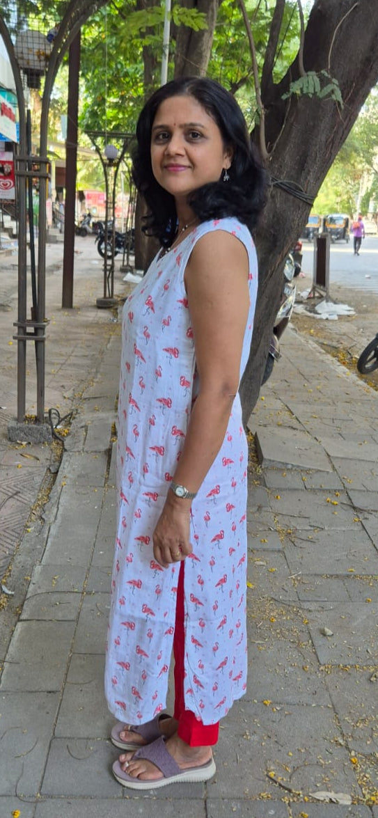 White Bamboo Sleevless Kurta